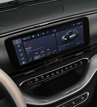 SISTEMA INFOTAINMENT DA 10.25” CON NAVIGATORE E 6 ALTOPARLANTI