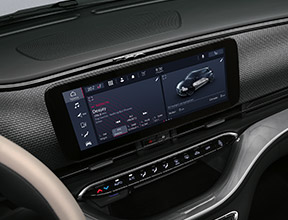 SISTEMA INFOTAINMENT DA 10.25” CON NAVIGATORE E 6 ALTOPARLANTI