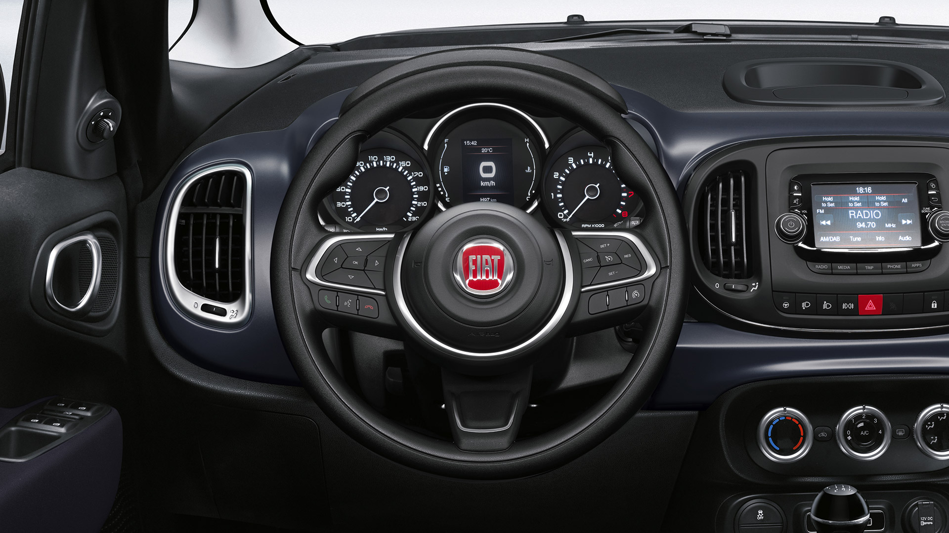 black-foamed-steering-wheel-w-controls
